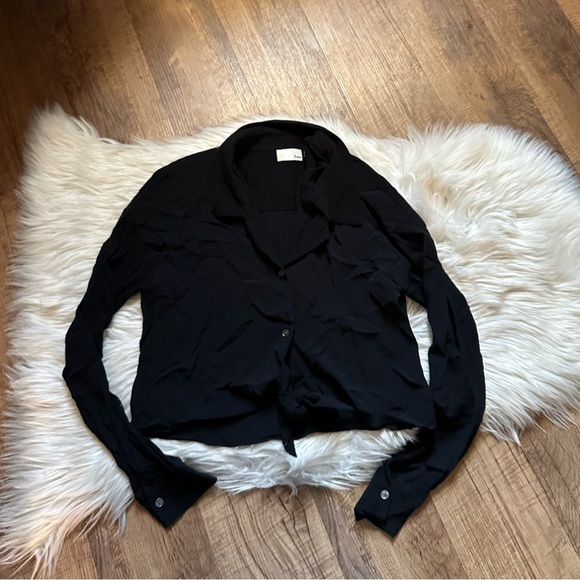 ARITZIA Wilfred Free Black Tie Front Blouse - Picture 2 of 4